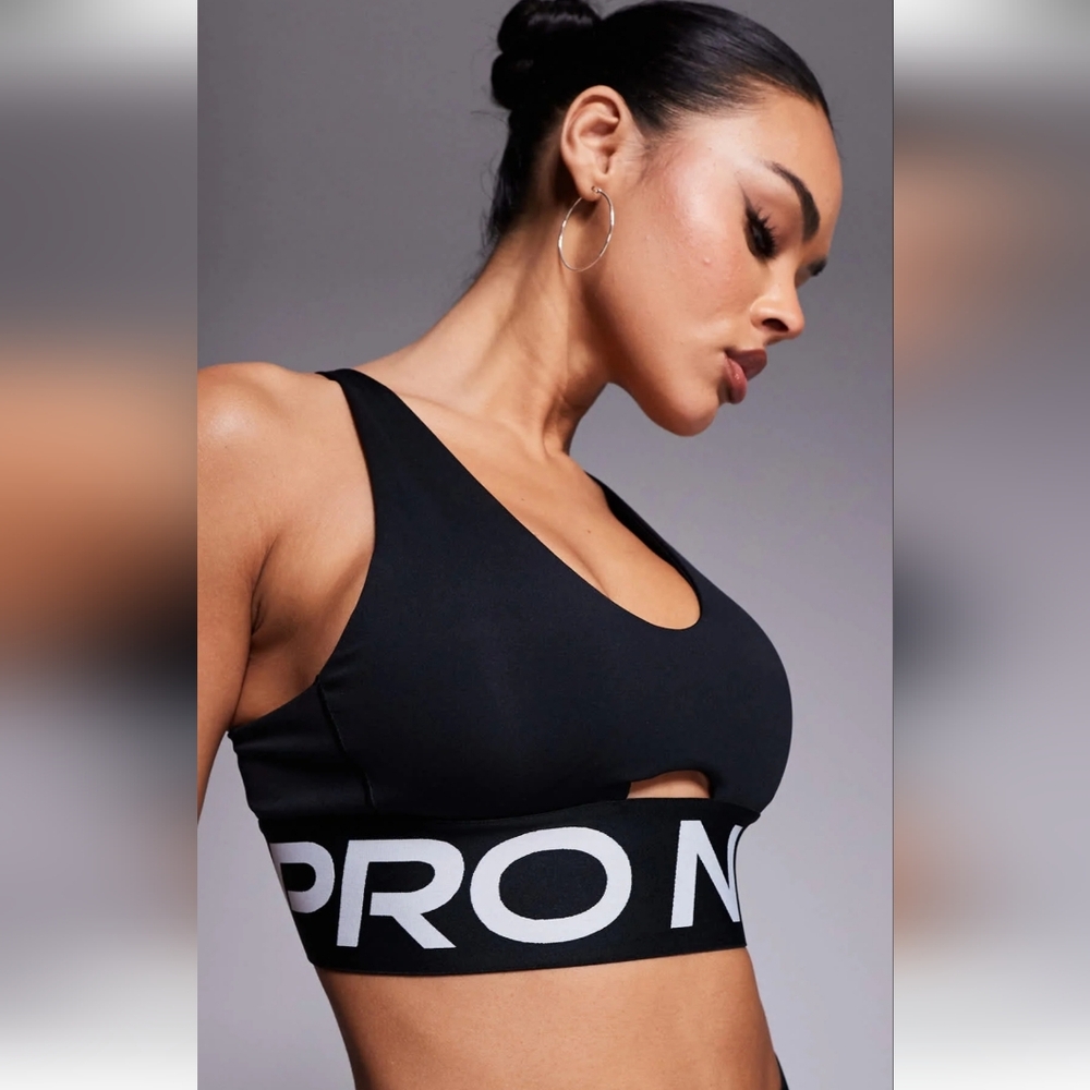 NWOT NIKE  PRO INDY PLUNGE SPORTS BRA , SZ:XL